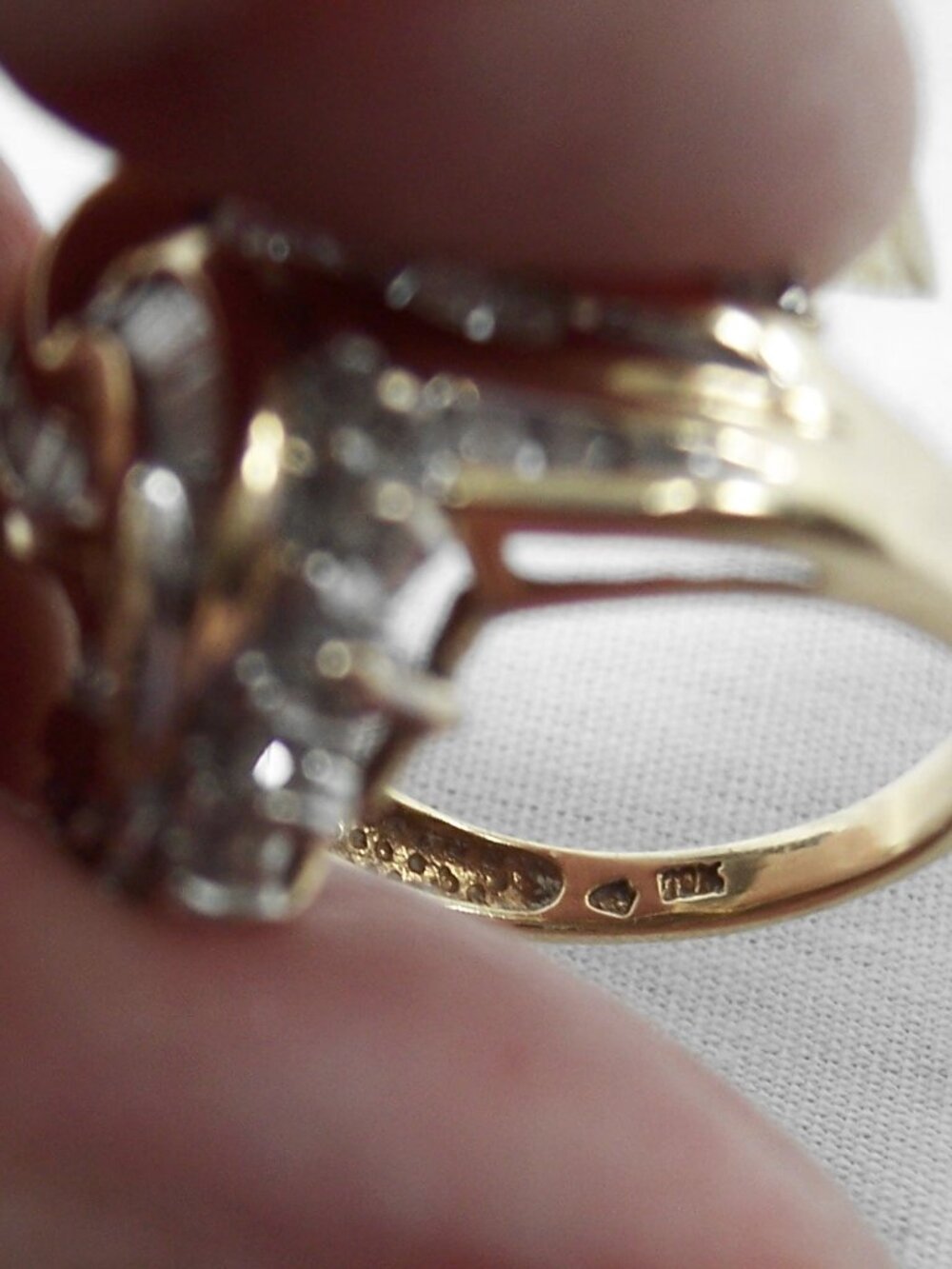 10K Yellow Gold Diamond Swirl Cocktail Ring Round & Baguette Stones Size 7 - Picture 12 of 15